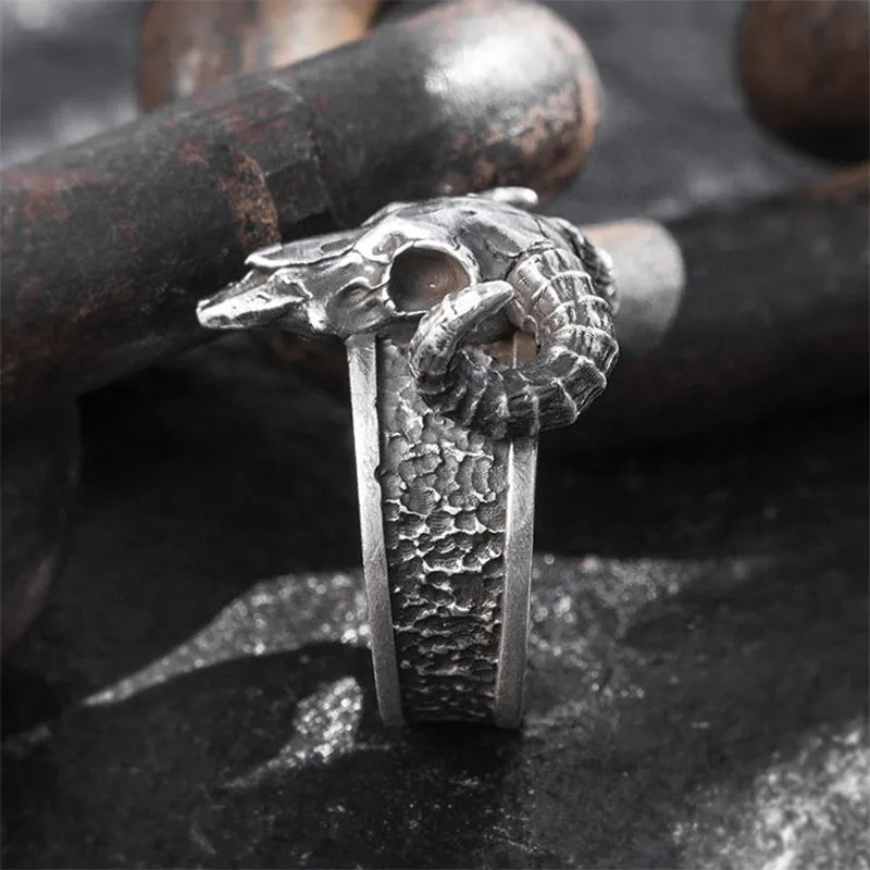 Vintage Retro Punk Skull Devil Horn Rings for Men Women Couples