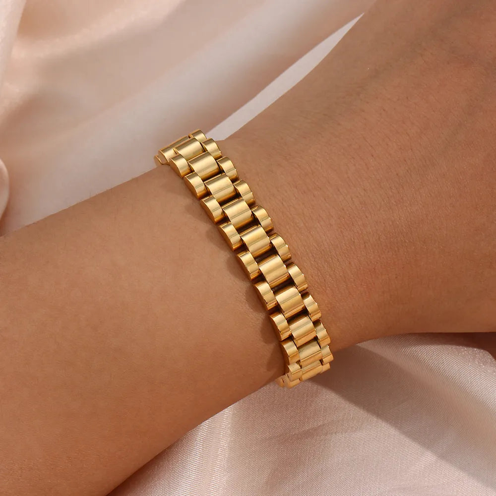 Minimalist Gold Street Style Bracelet: Stainless Steel