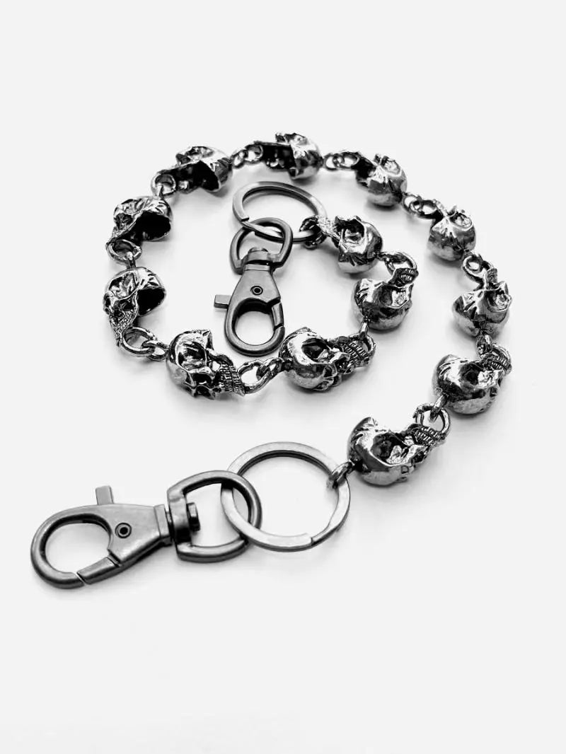 Gothic Punk Skull Wallet Chain: Vintage Biker Fashion Accessory.