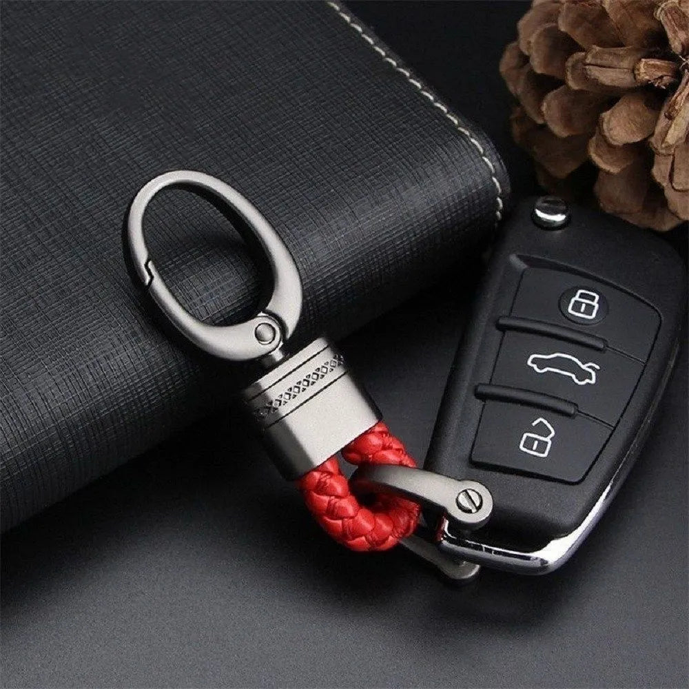 Horseshoe Buckle Keychain Metal Big Head with Pattern Woven Leather Rope Keyring