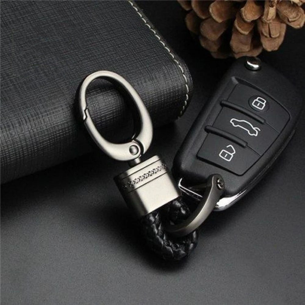 Horseshoe Buckle Keychain Metal Big Head with Pattern Woven Leather Rope Keyring