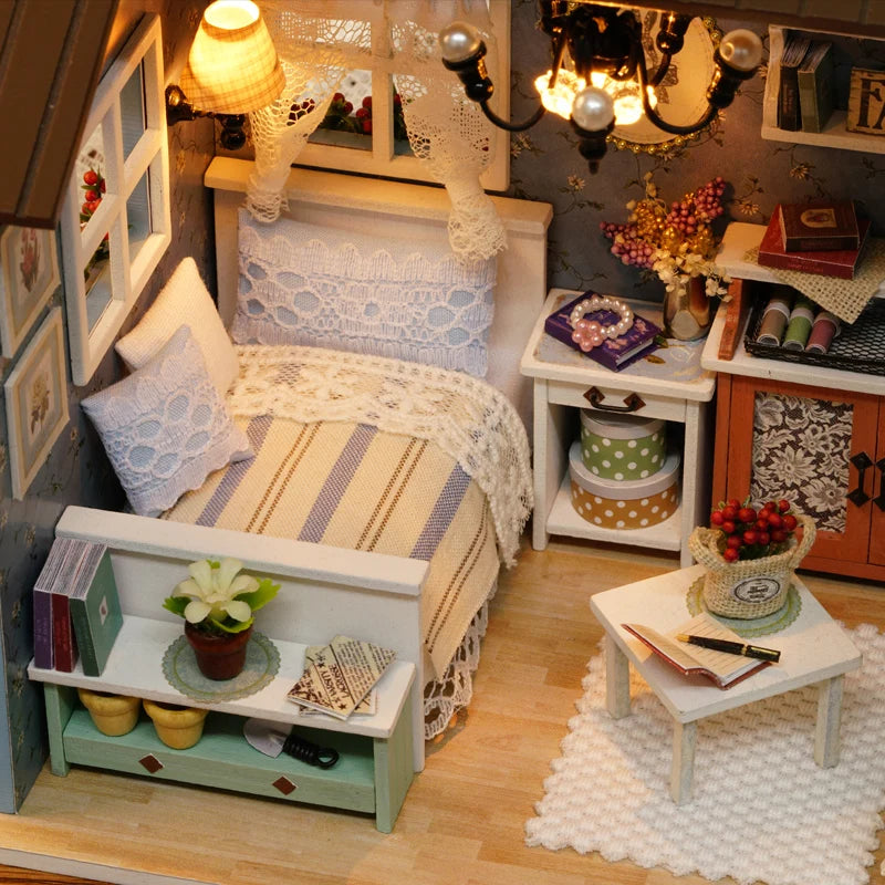 DIY 3D Puzzle: Doll House Building Assembly Toy for desk Decoration