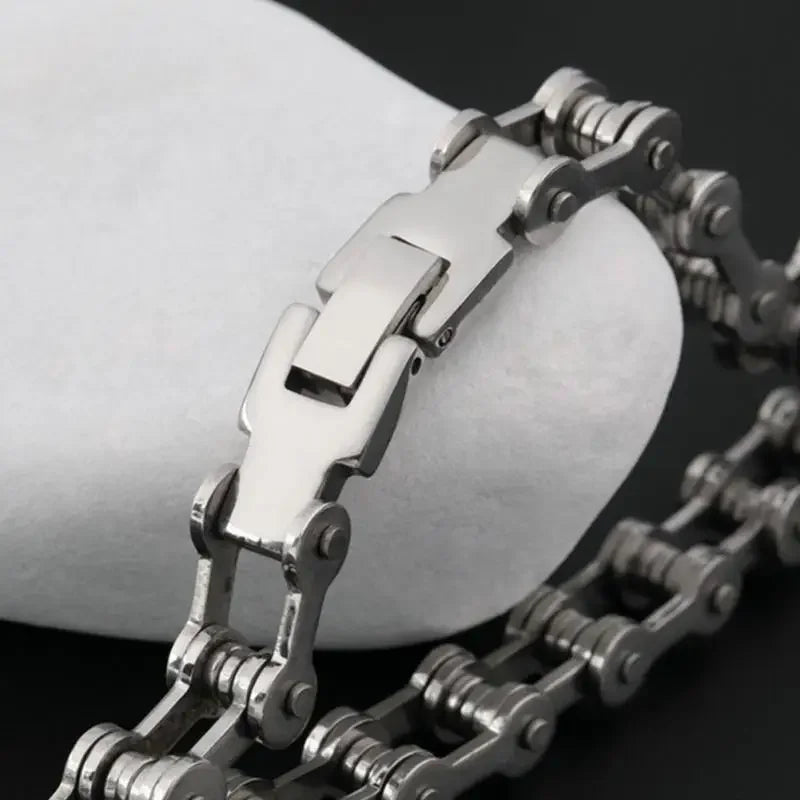 Biker Chain Bracelet: Retro Punk Titanium Fashion